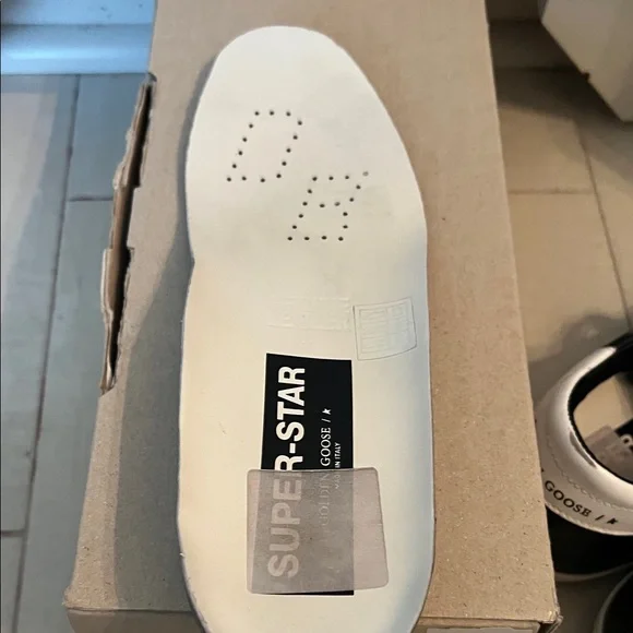 Golden Goose superstar leather sneakers - Picture 5 of 9